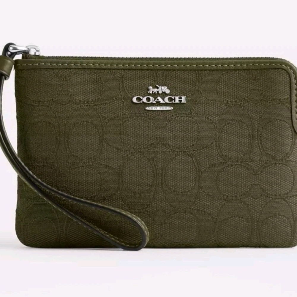 Coach Corner Zip Olive Wristlet Signature Jacquard